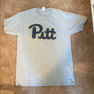 Pitt t-shirt